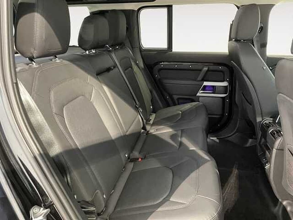 Land Rover Defender usata a Ravenna (6)