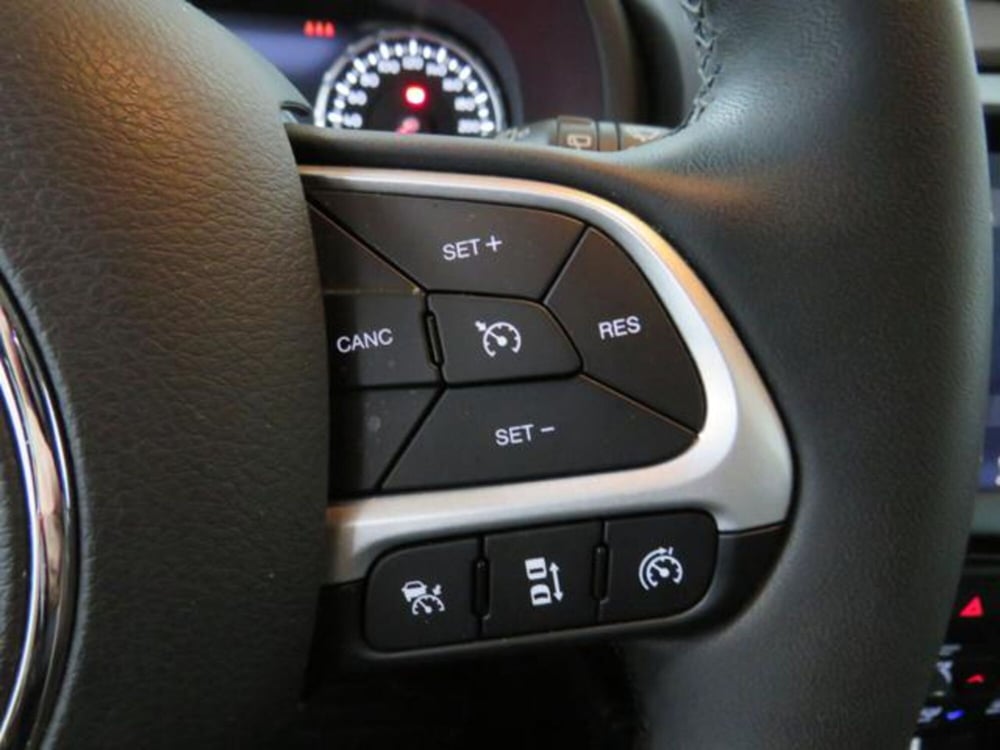 Jeep Renegade usata a Lodi (14)