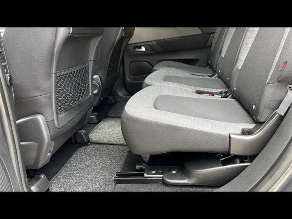Citroen Grand C4 Picasso usata a Lecce (10)