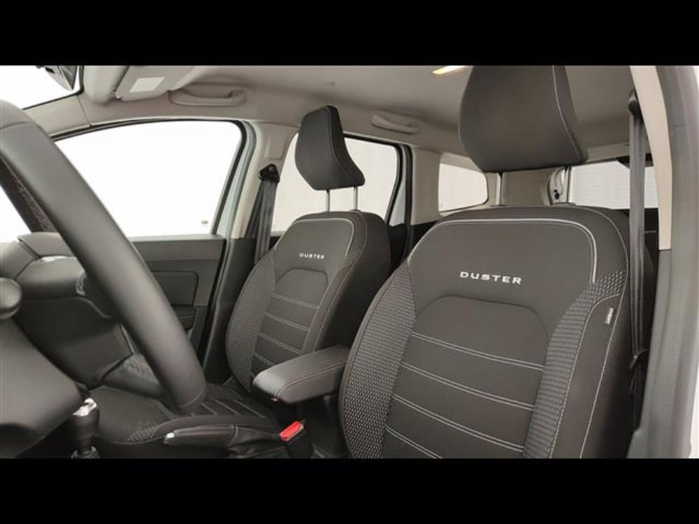 Dacia Duster usata a Milano (9)