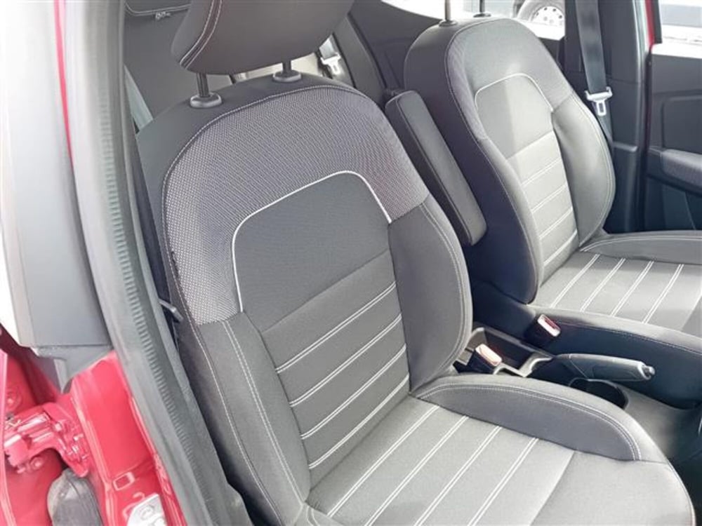Dacia Sandero usata a Firenze (11)