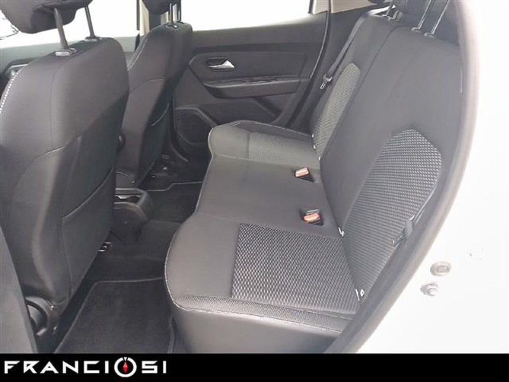 Dacia Duster usata a Modena (11)
