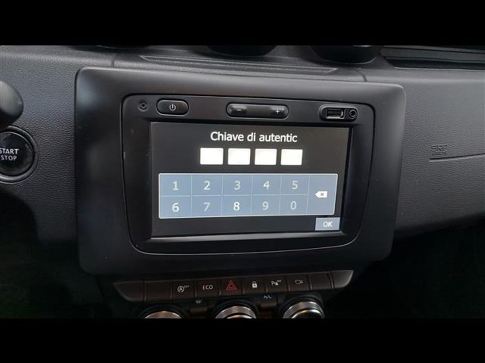 Dacia Duster usata a Asti (13)