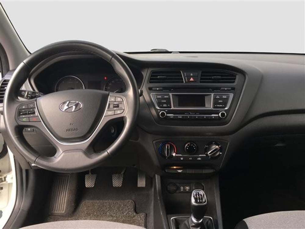 Hyundai i20 usata a Bologna (13)