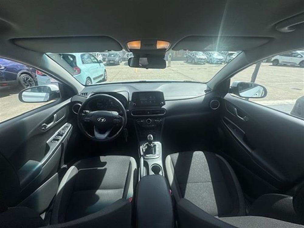 Hyundai Kona usata a Oristano (8)