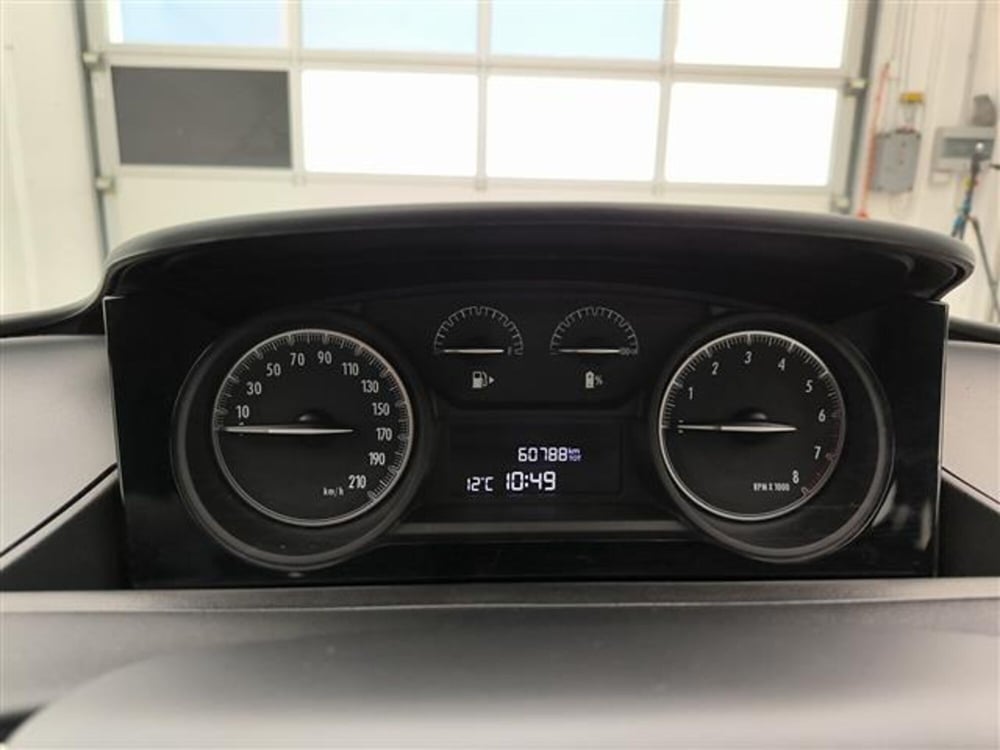 Lancia Ypsilon usata a Milano (9)