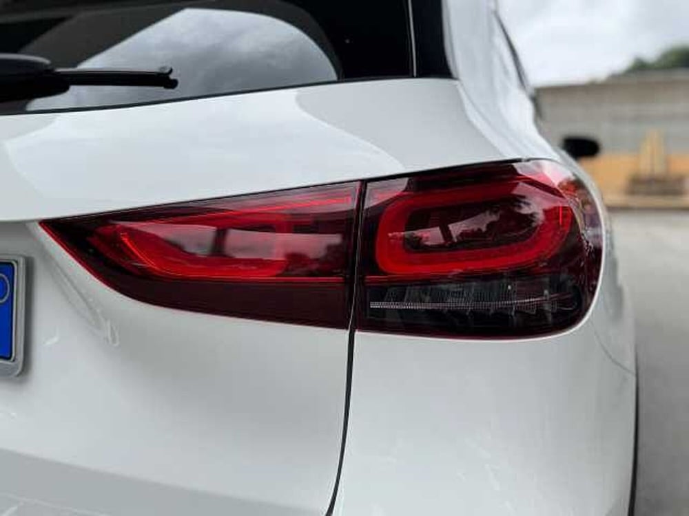 Mercedes-Benz GLA SUV usata a Genova (12)