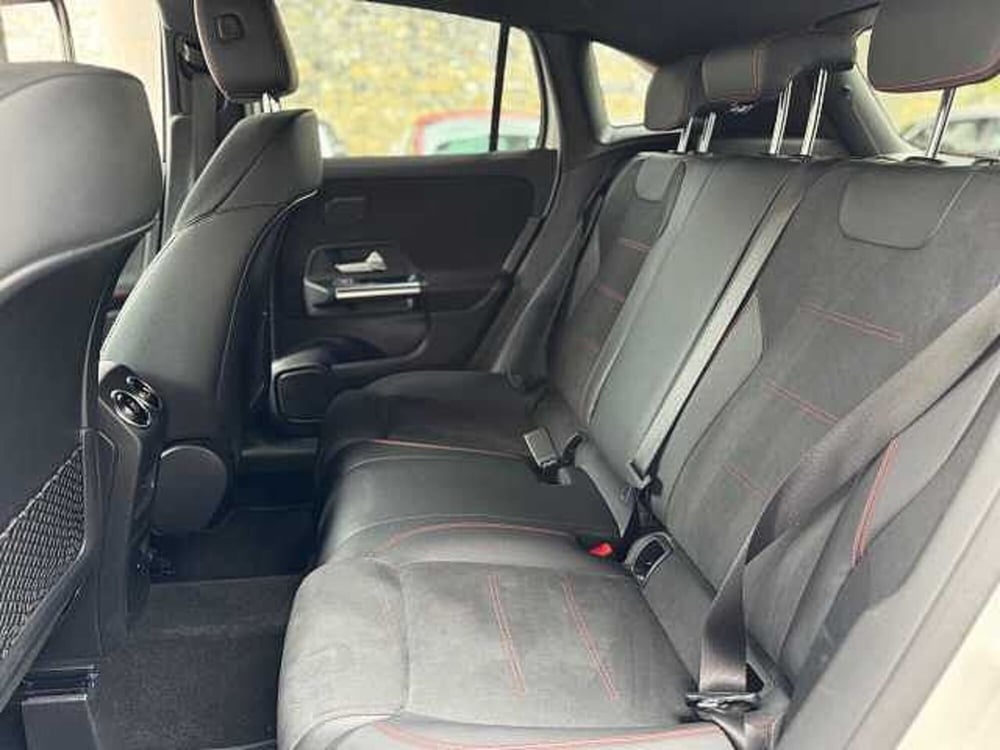 Mercedes-Benz GLA SUV usata a Genova (9)