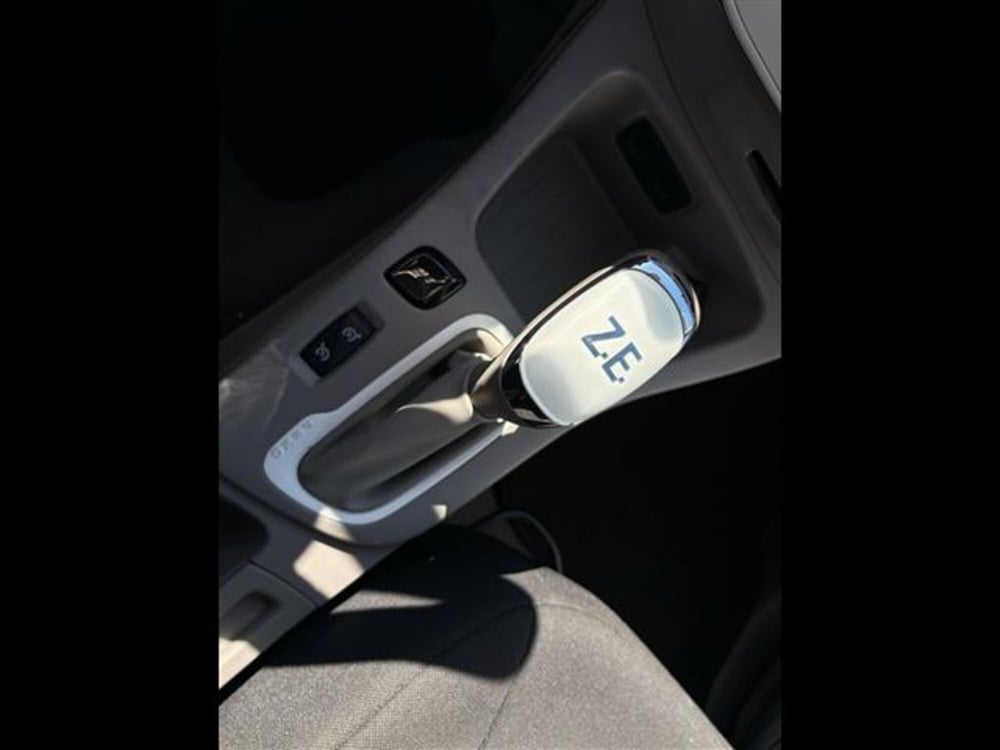 Renault Zoe usata a Pavia (13)