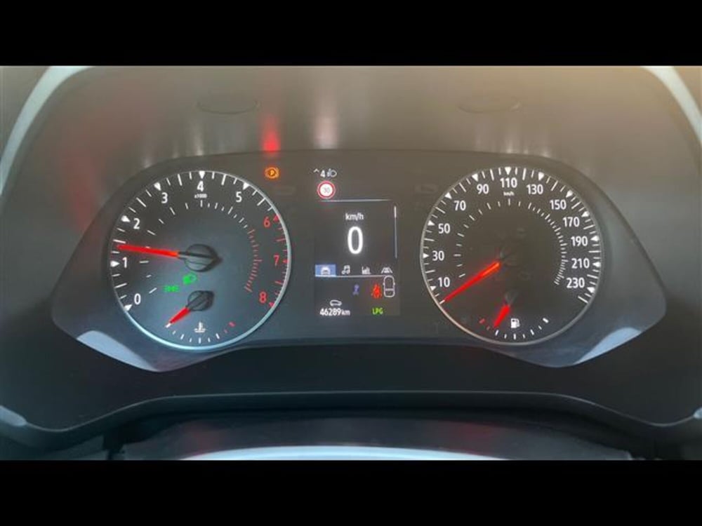 Renault Captur usata a Lecce (8)