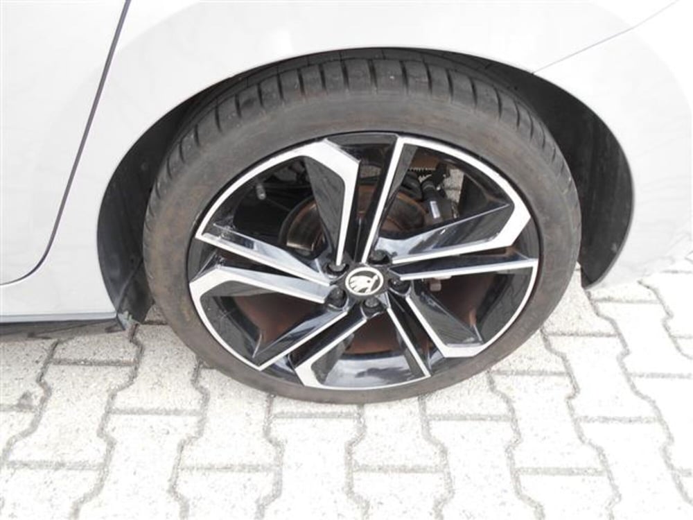 Skoda Fabia usata a Firenze (14)