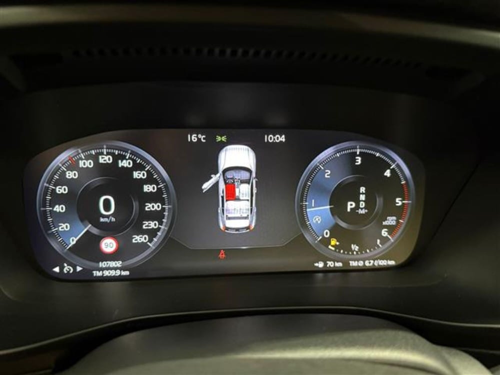 Volvo XC40 usata a Cremona (12)