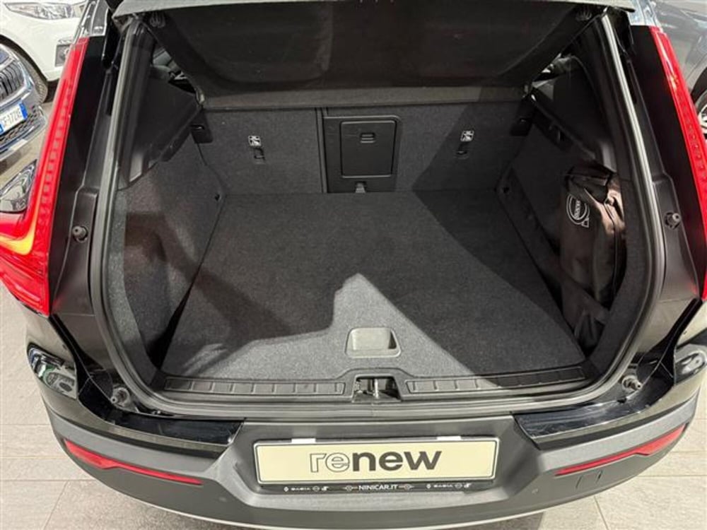 Volvo XC40 usata a Cremona (9)