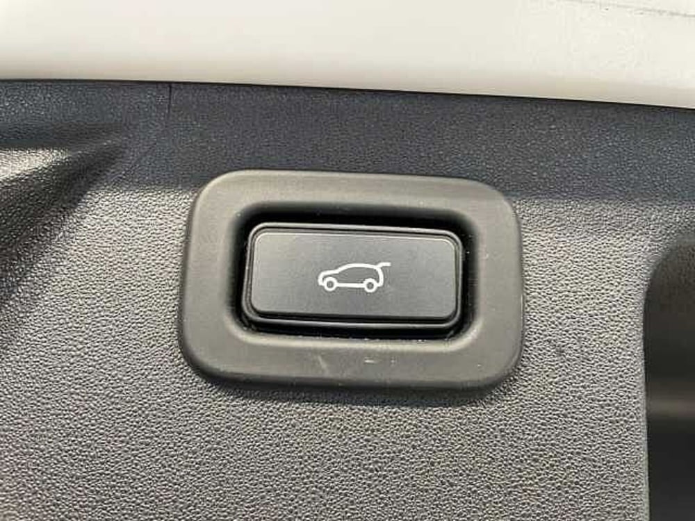 Land Rover Discovery Sport usata a Ravenna (12)