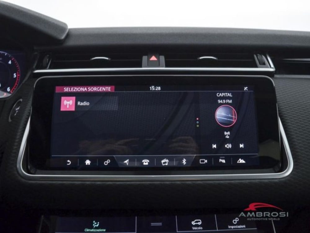 Land Rover Range Rover Velar usata a Perugia (15)