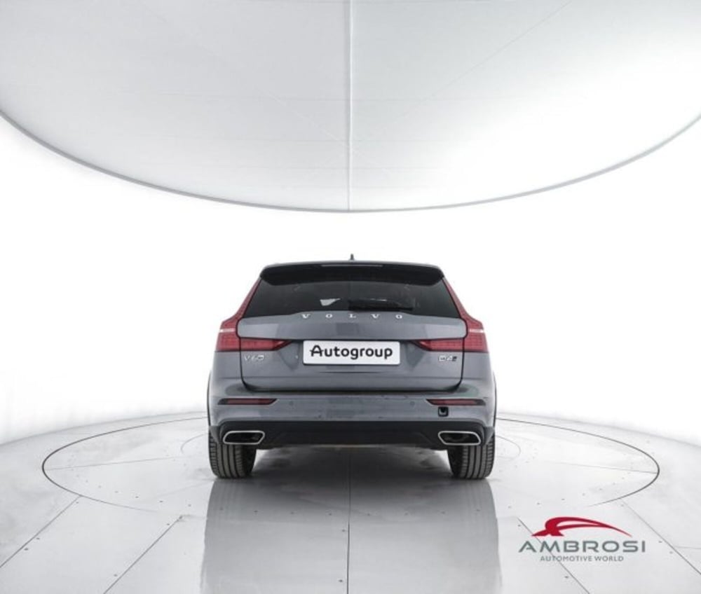 Volvo V60 Cross Country usata a Perugia (6)