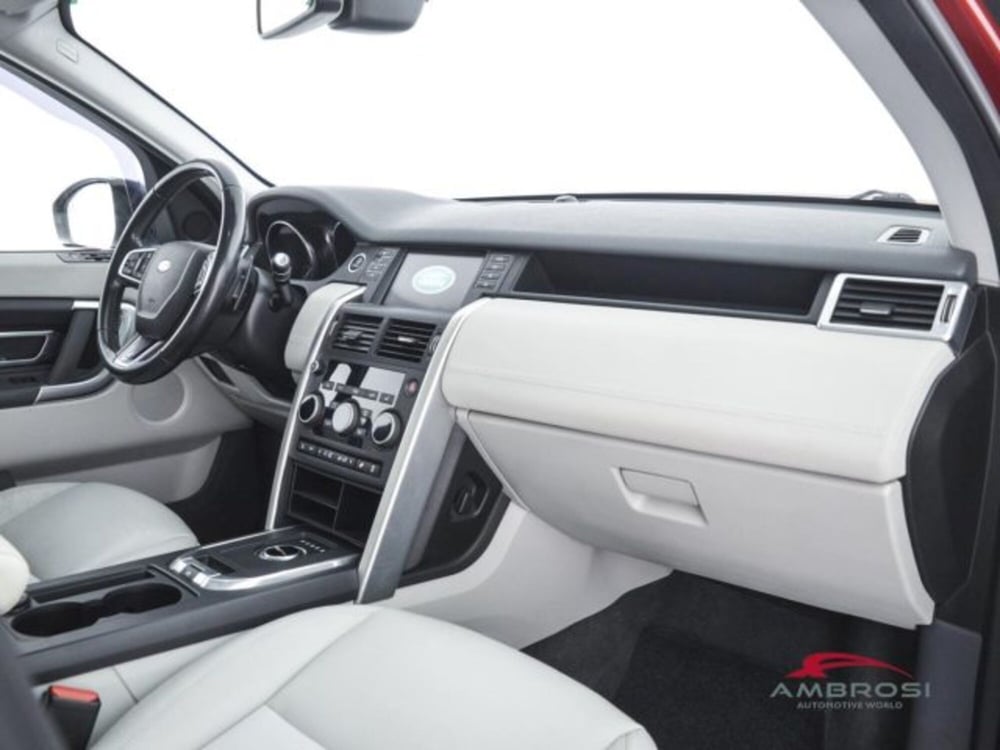 Land Rover Discovery Sport usata a Perugia (12)