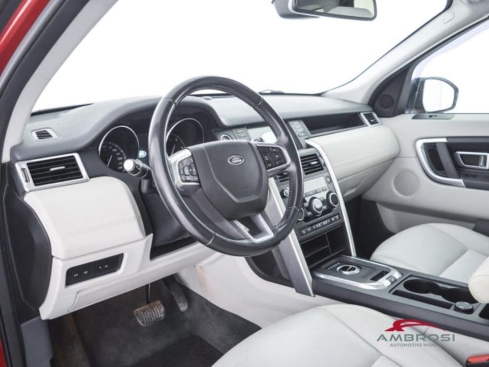 Land Rover Discovery Sport usata a Perugia (8)