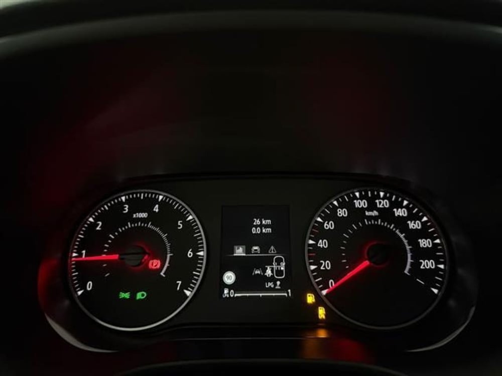 Dacia Jogger nuova a Cremona (11)
