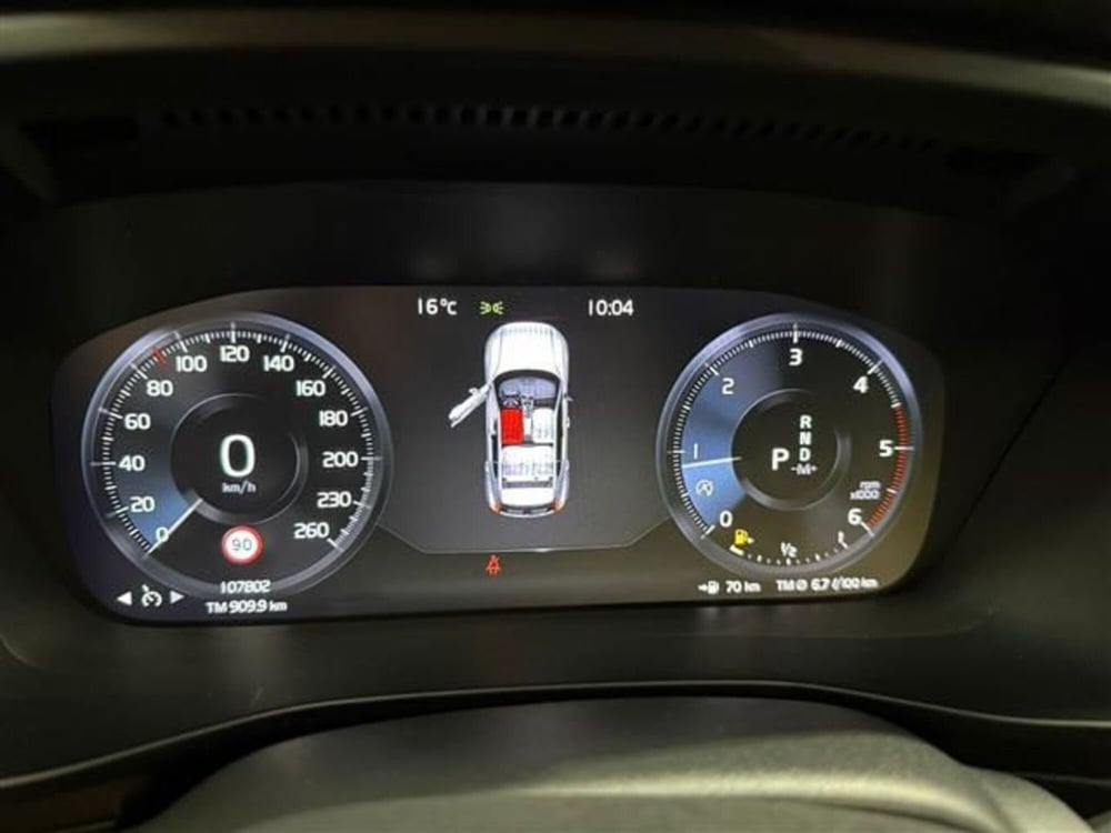 Volvo XC40 usata a Cremona (12)