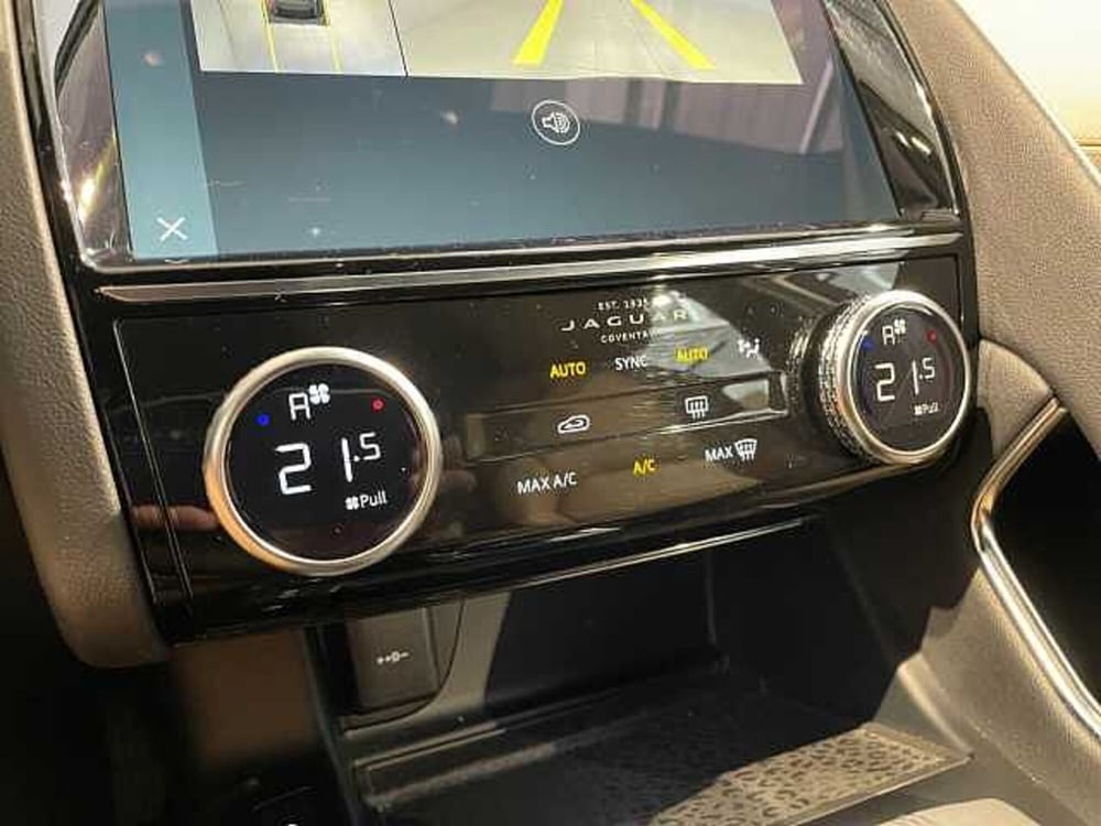 Jaguar E-Pace usata a Ravenna (19)