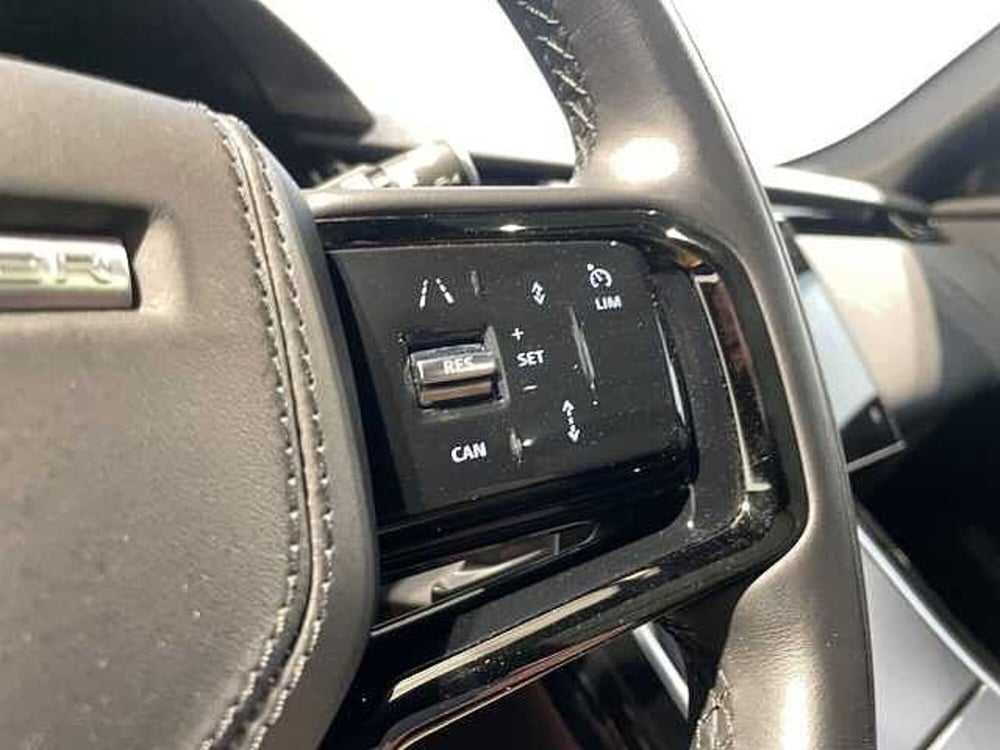 Land Rover Range Rover Velar usata a Ravenna (15)