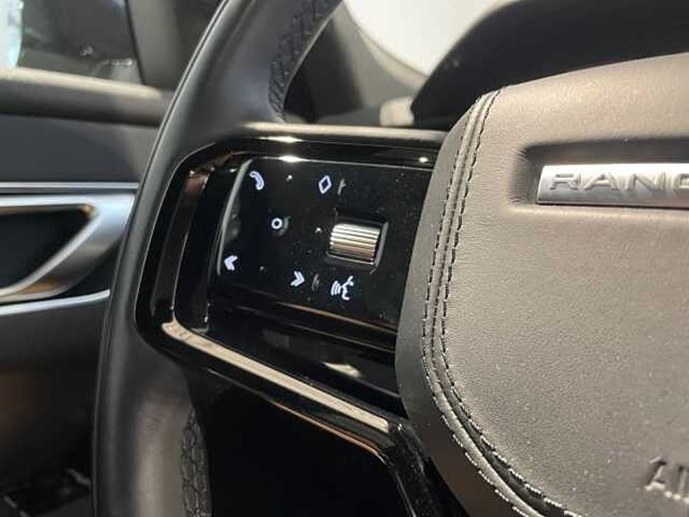Land Rover Range Rover Velar usata a Ravenna (16)