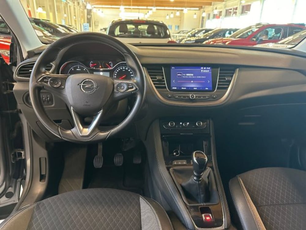 Opel Grandland X usata a Vicenza (9)