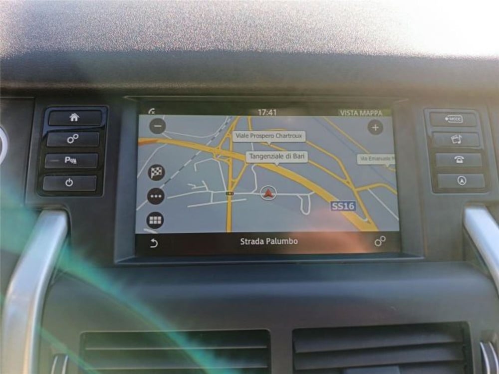 Land Rover Discovery Sport usata a Bari (17)