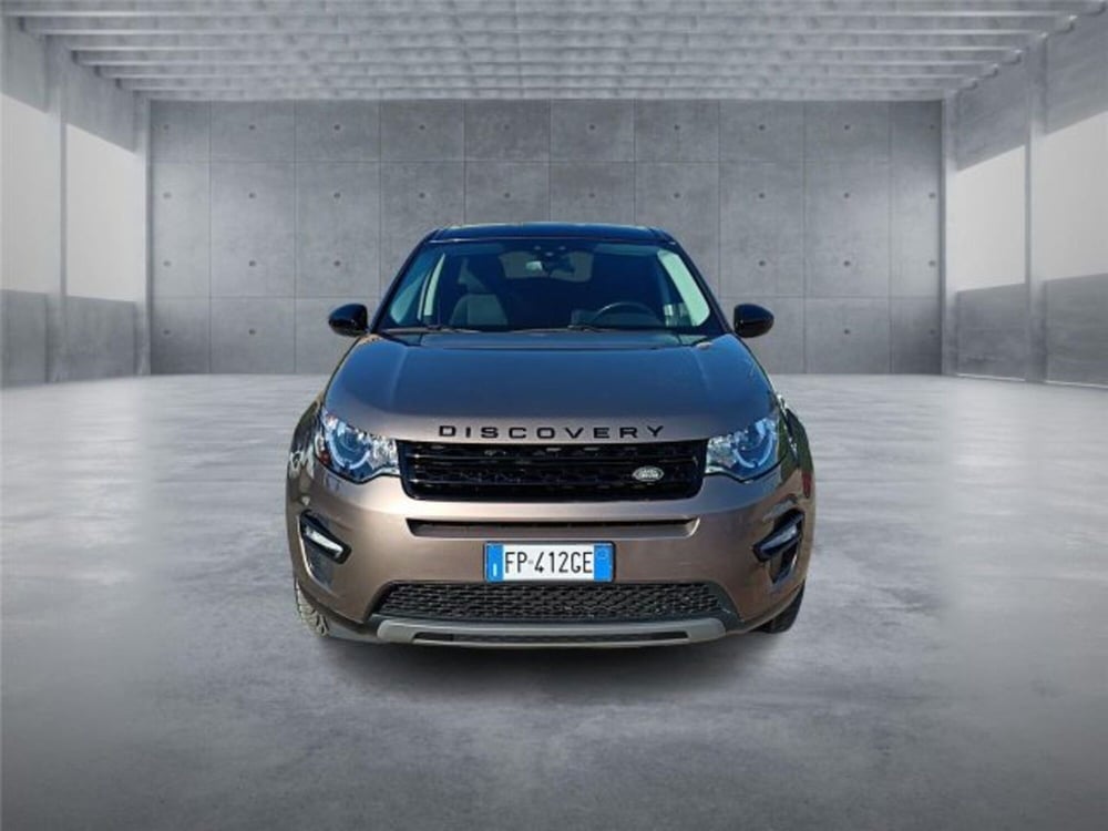 Land Rover Discovery Sport usata a Bari (2)