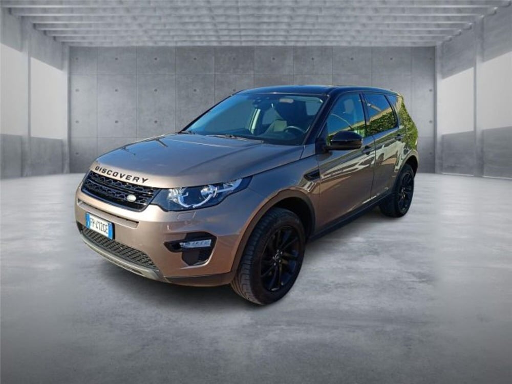 Land Rover Discovery Sport usata a Bari (3)