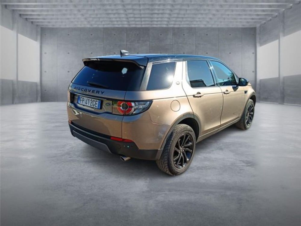 Land Rover Discovery Sport usata a Bari (6)