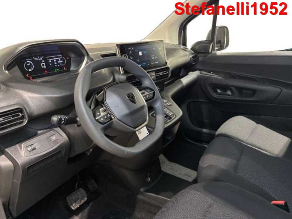 Peugeot Partner Furgone nuova a Bologna (11)