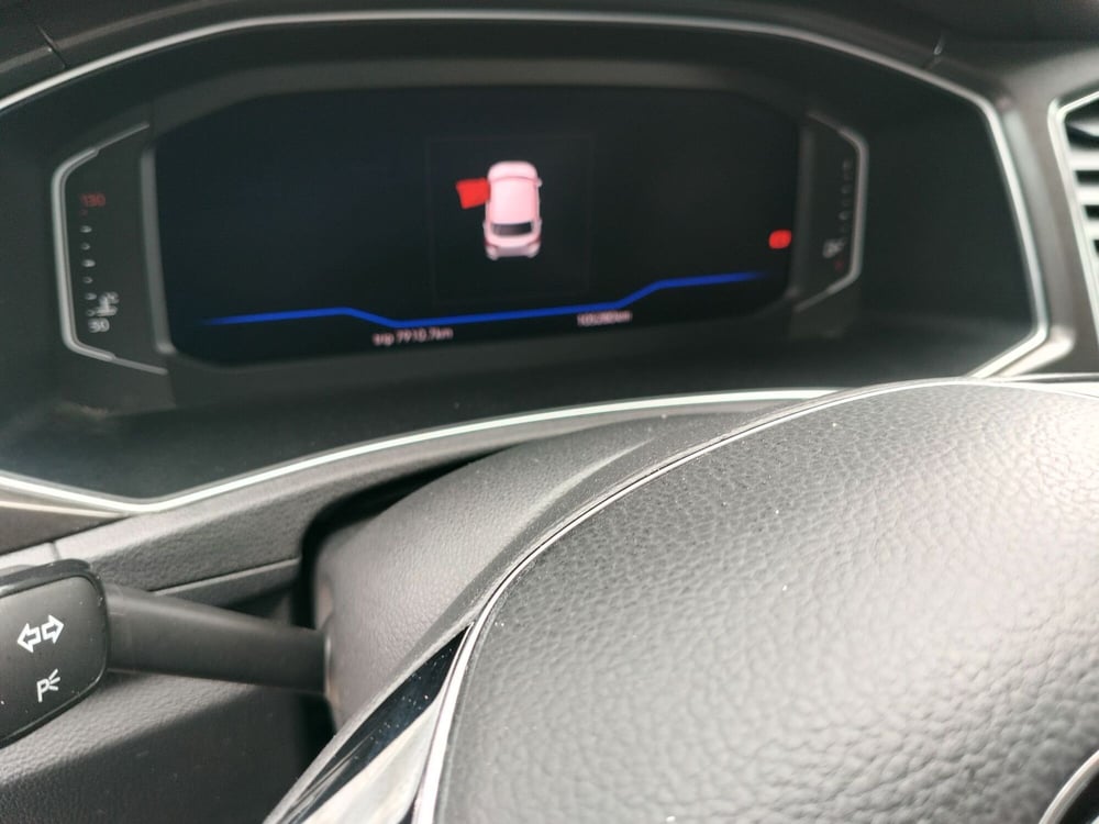 Volkswagen T-Roc usata a Matera (9)