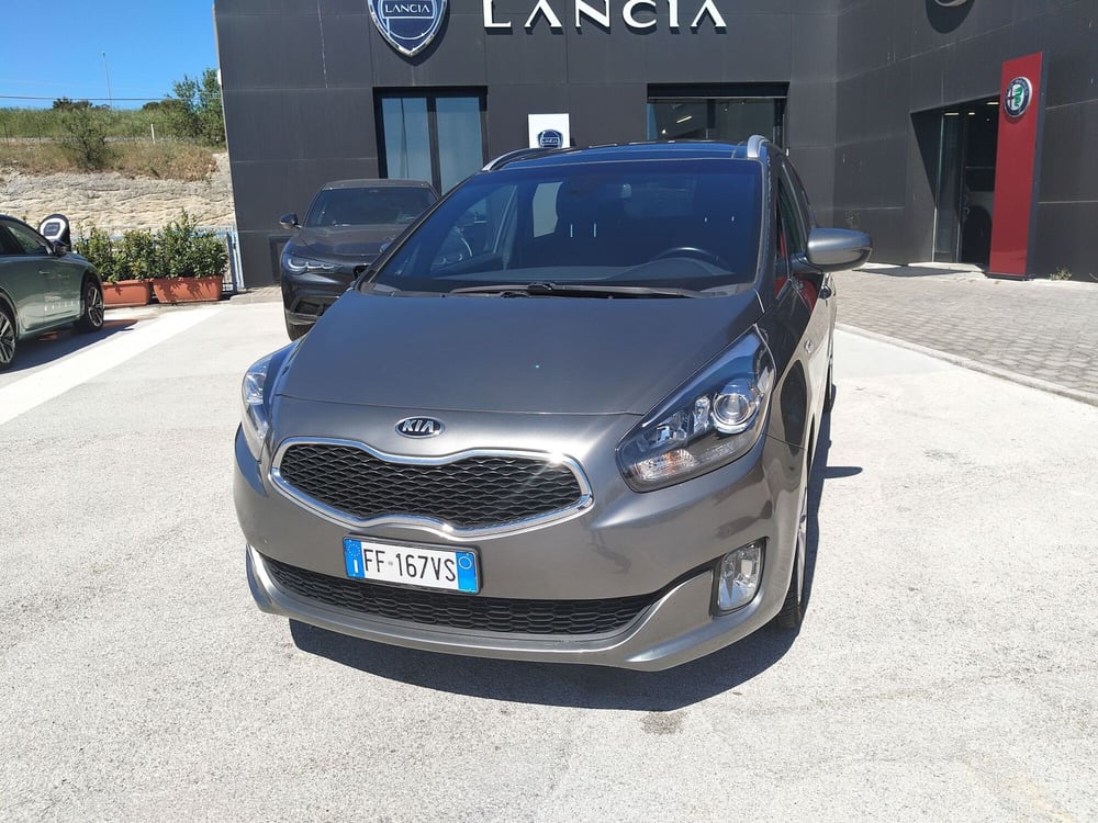 Kia Carens usata a Matera (2)