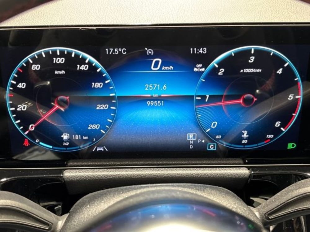 Mercedes-Benz GLA SUV usata a Bologna (13)