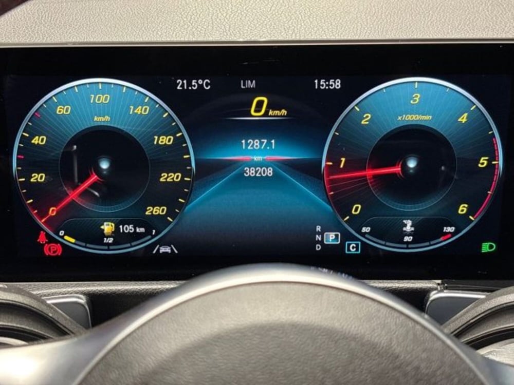 Mercedes-Benz GLB usata a Bologna (13)