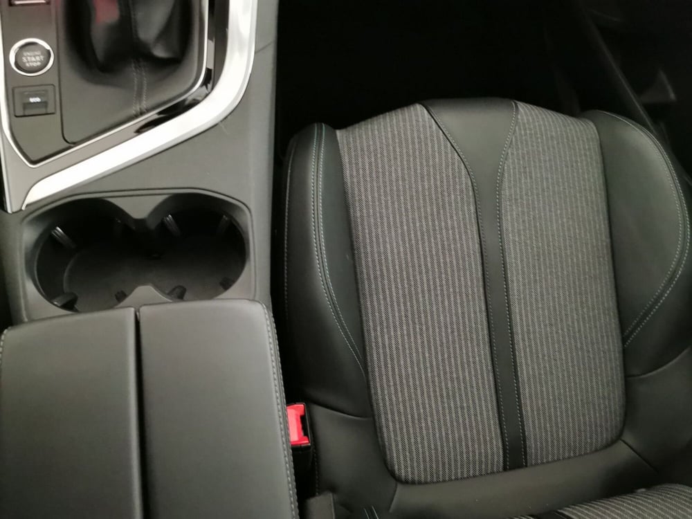 Peugeot 3008 usata a Chieti (17)
