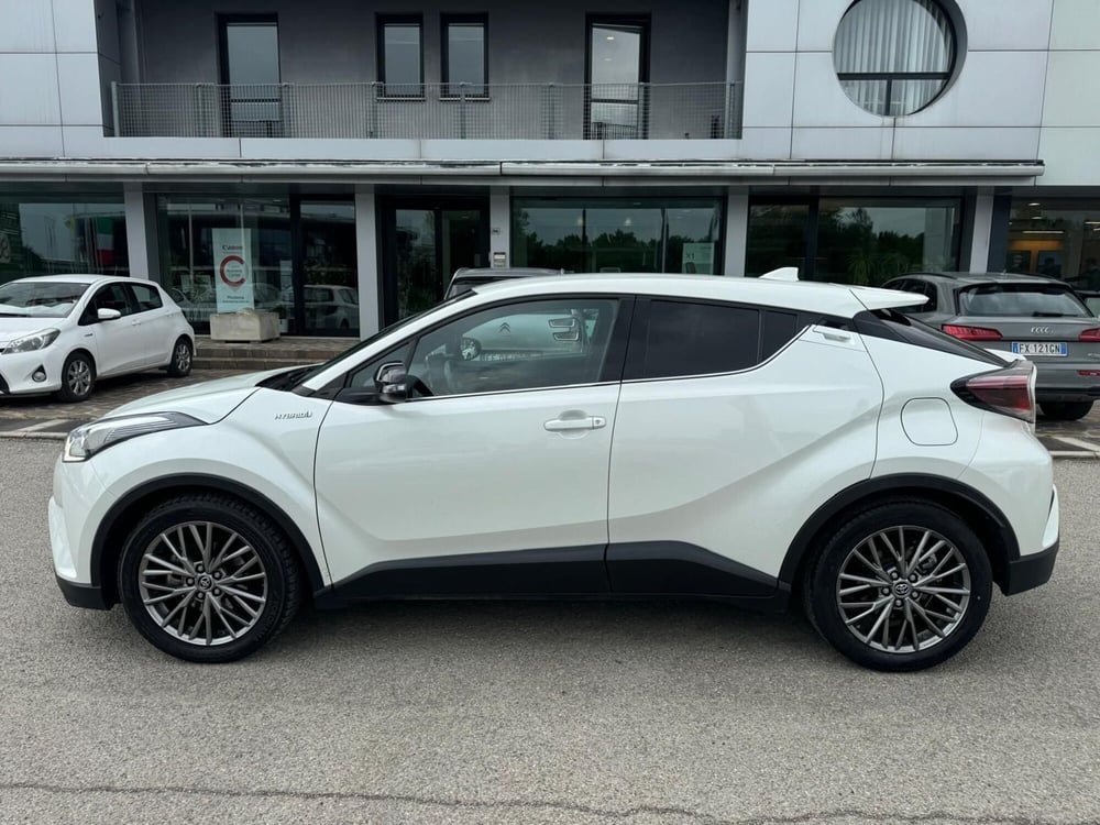 Toyota Toyota C-HR usata a Modena (9)