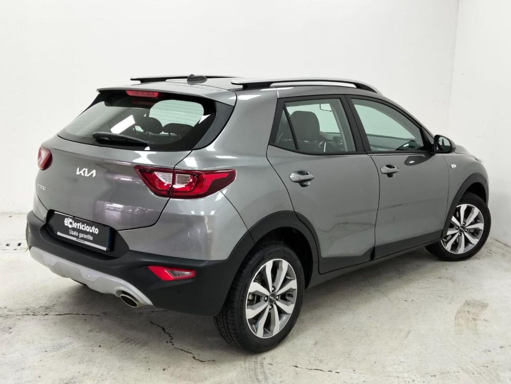 Kia Stonic usata a Como (2)
