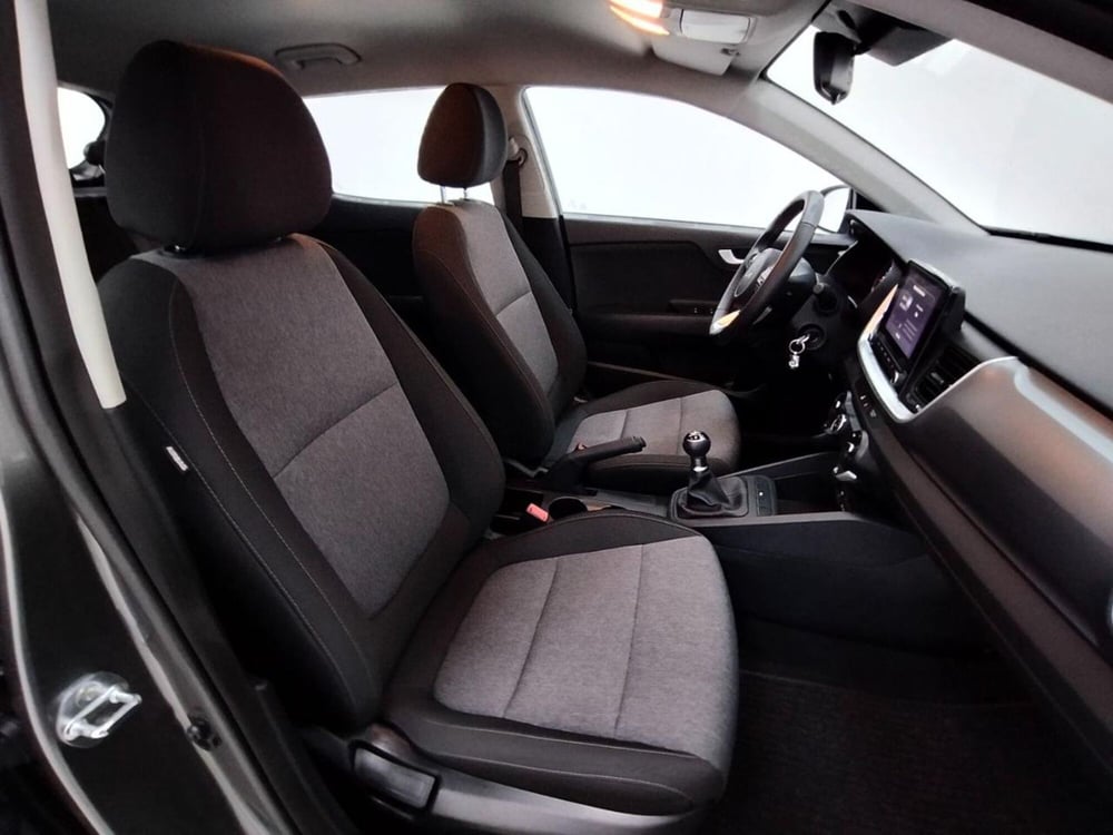 Kia Stonic usata a Como (3)