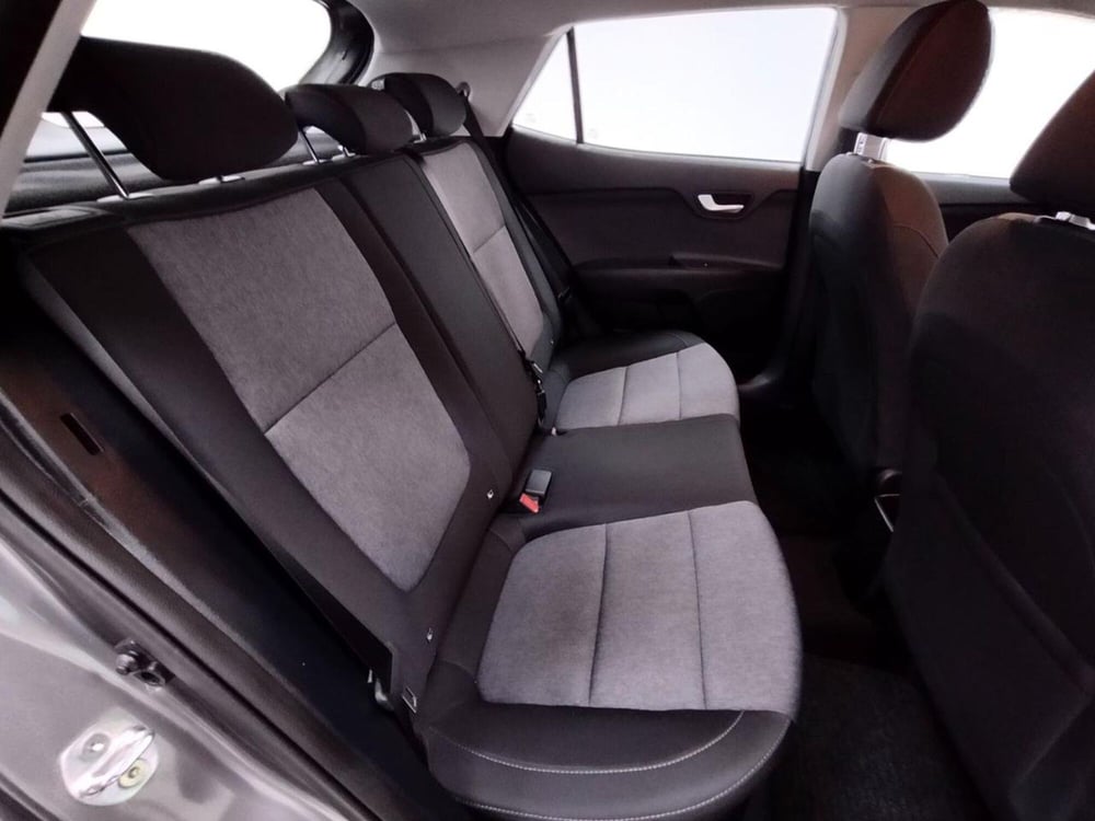 Kia Stonic usata a Como (5)