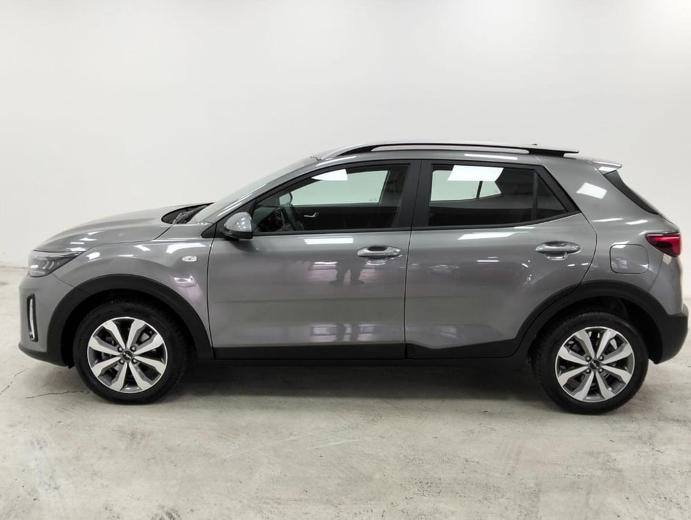 Kia Stonic usata a Como (8)