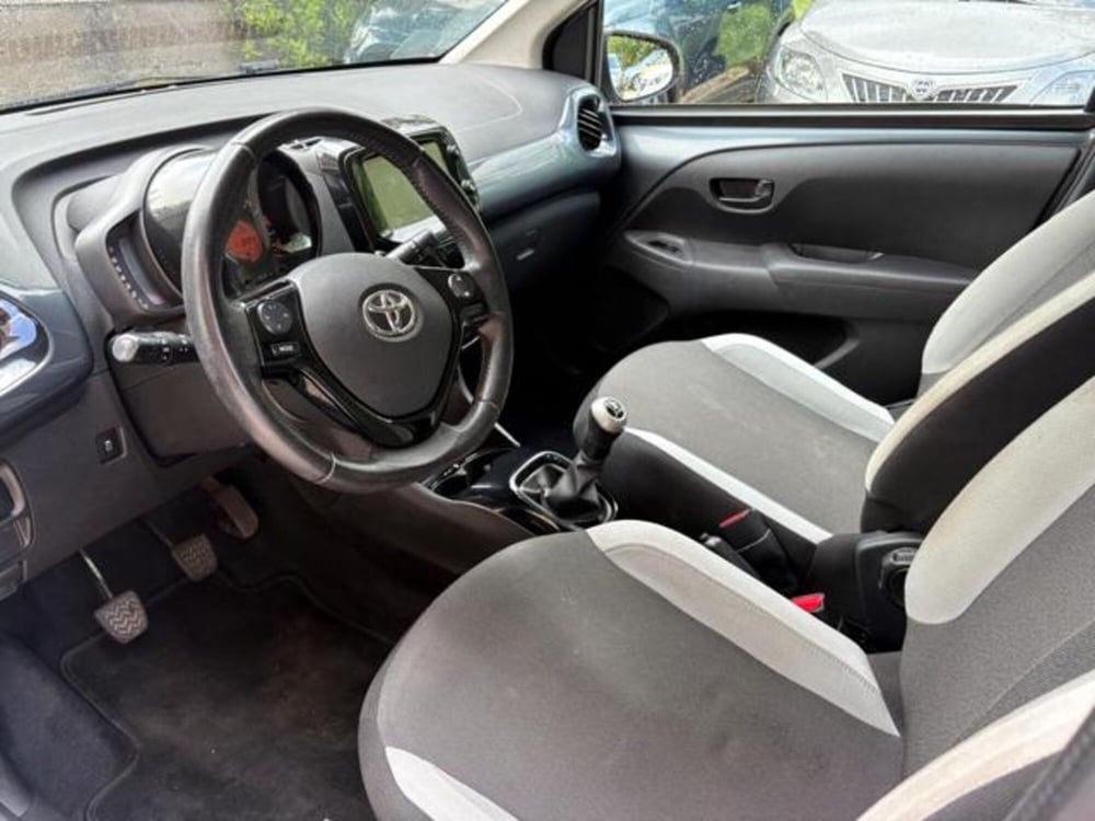 Toyota Aygo usata a Roma (11)