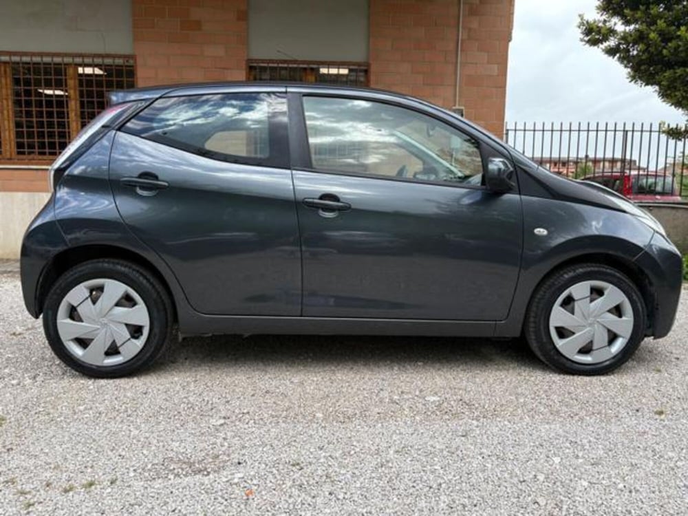 Toyota Aygo usata a Roma (6)