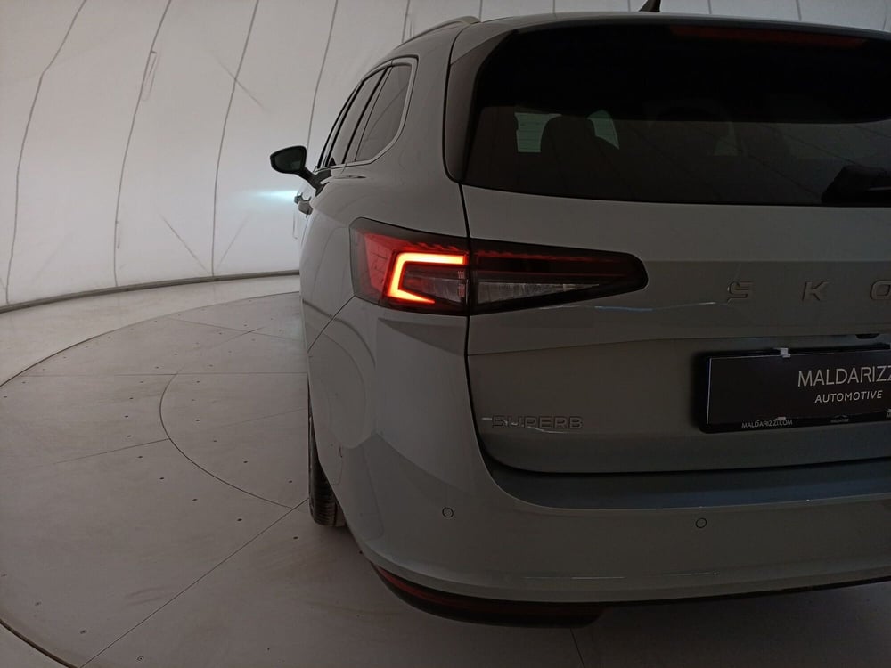 Skoda Superb usata a Lecce (11)