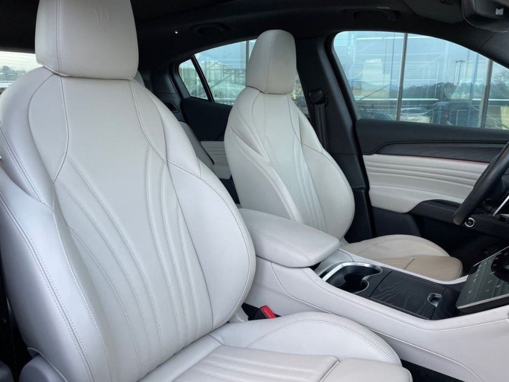 Maserati Grecale usata a Rimini (14)