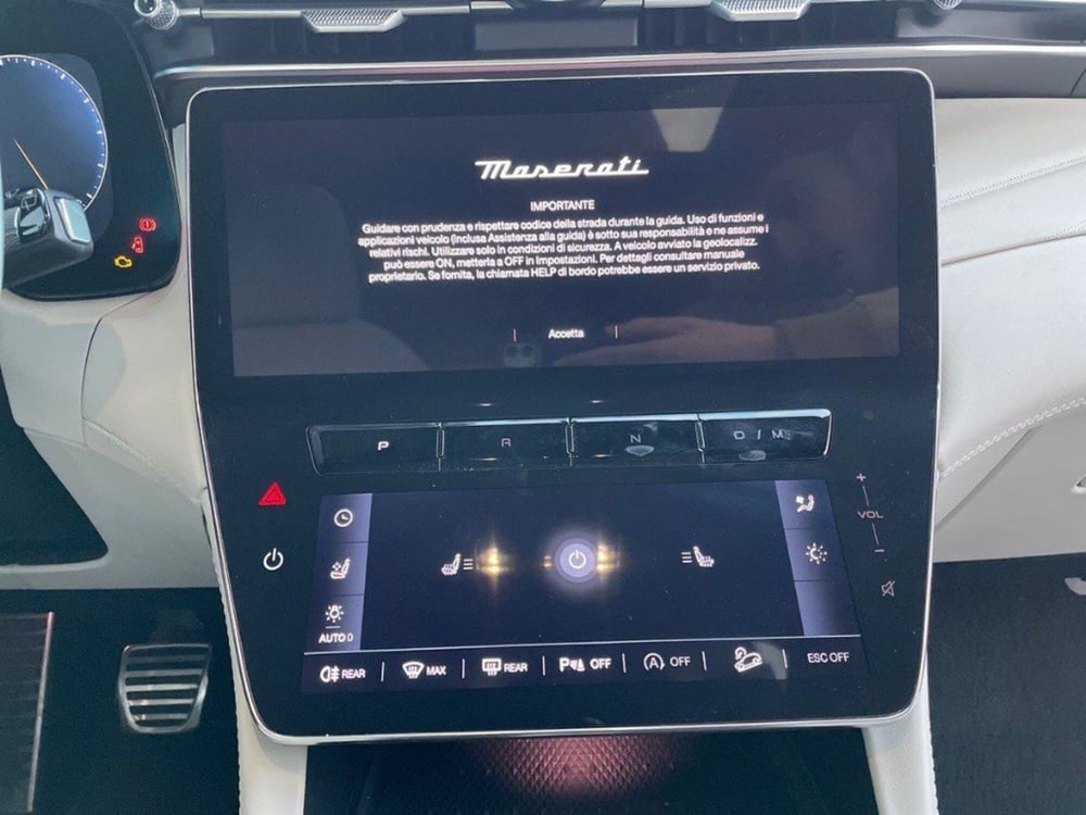 Maserati Grecale usata a Rimini (15)