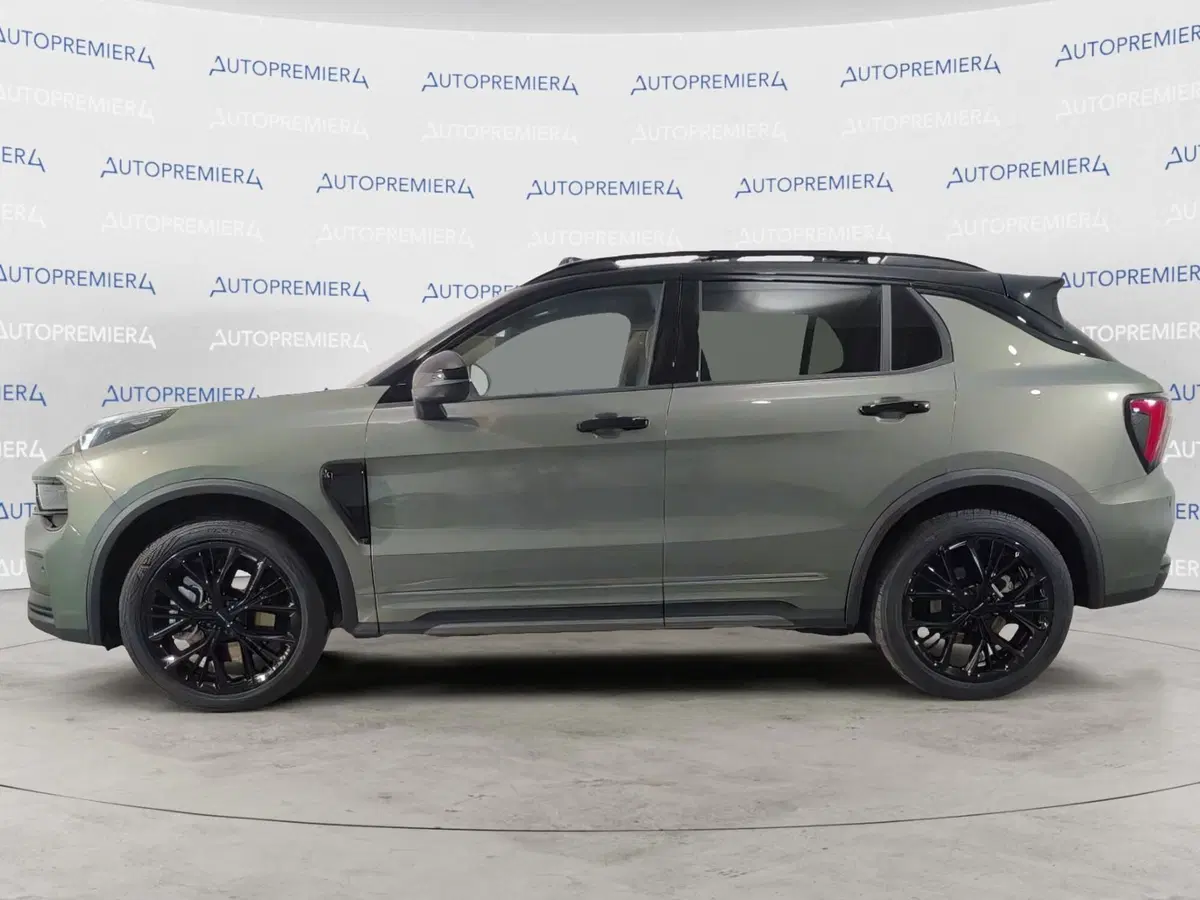 Lynk & Co 01 nuova a Como (3)