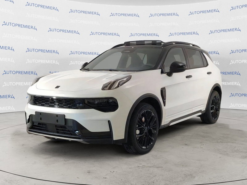 Lynk & Co 01 nuova a Como